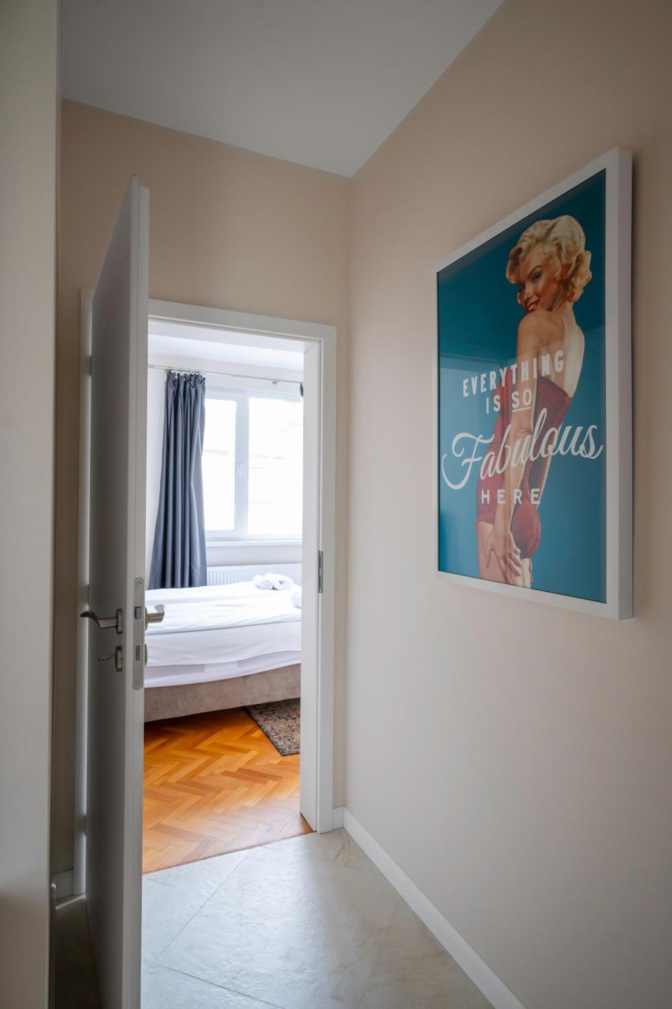 New With The View - 2bd Bright Flat Near Ndk Apartament *
