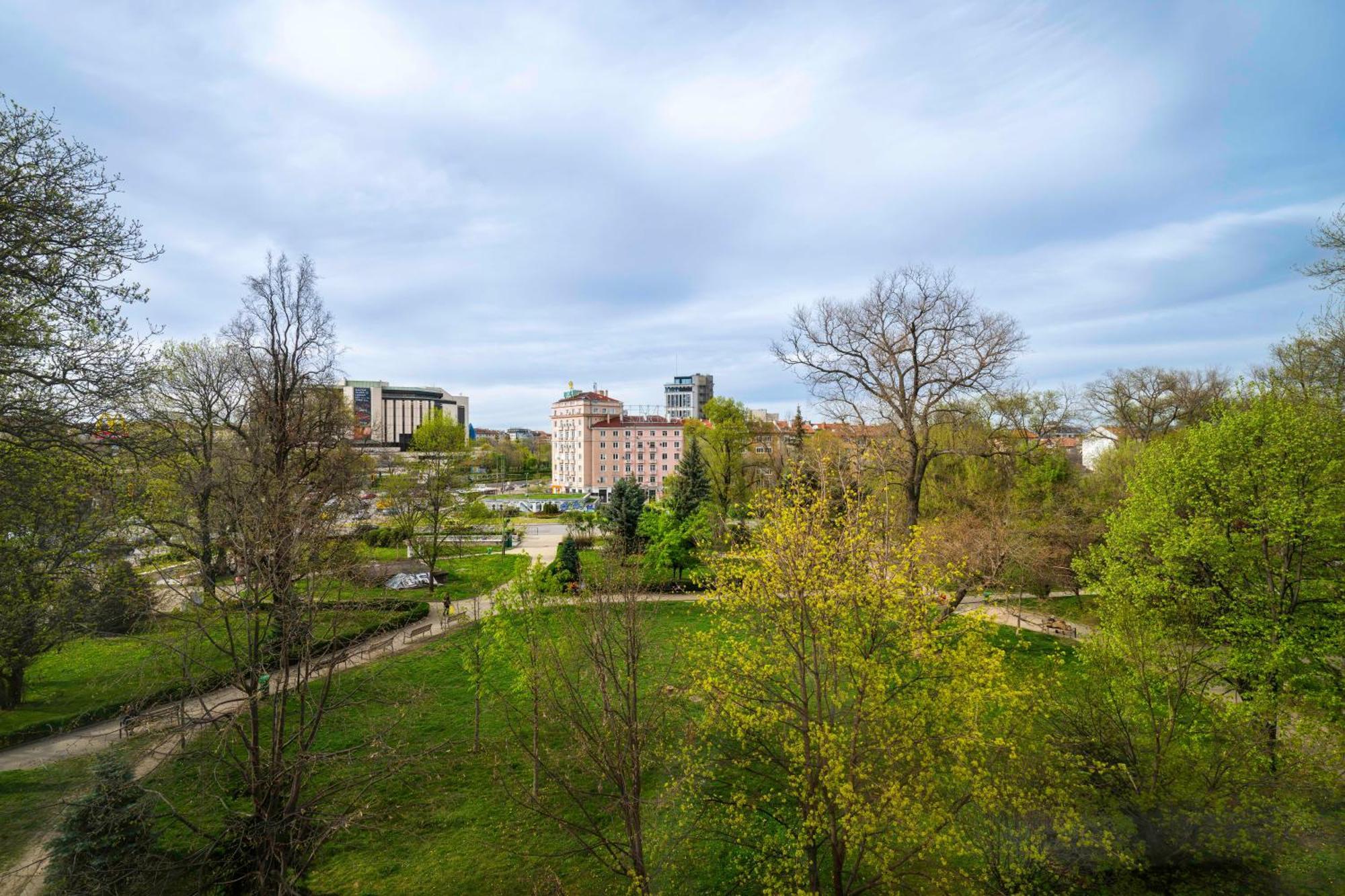 New With The View - 2bd Bright Flat Near Ndk Appartement
