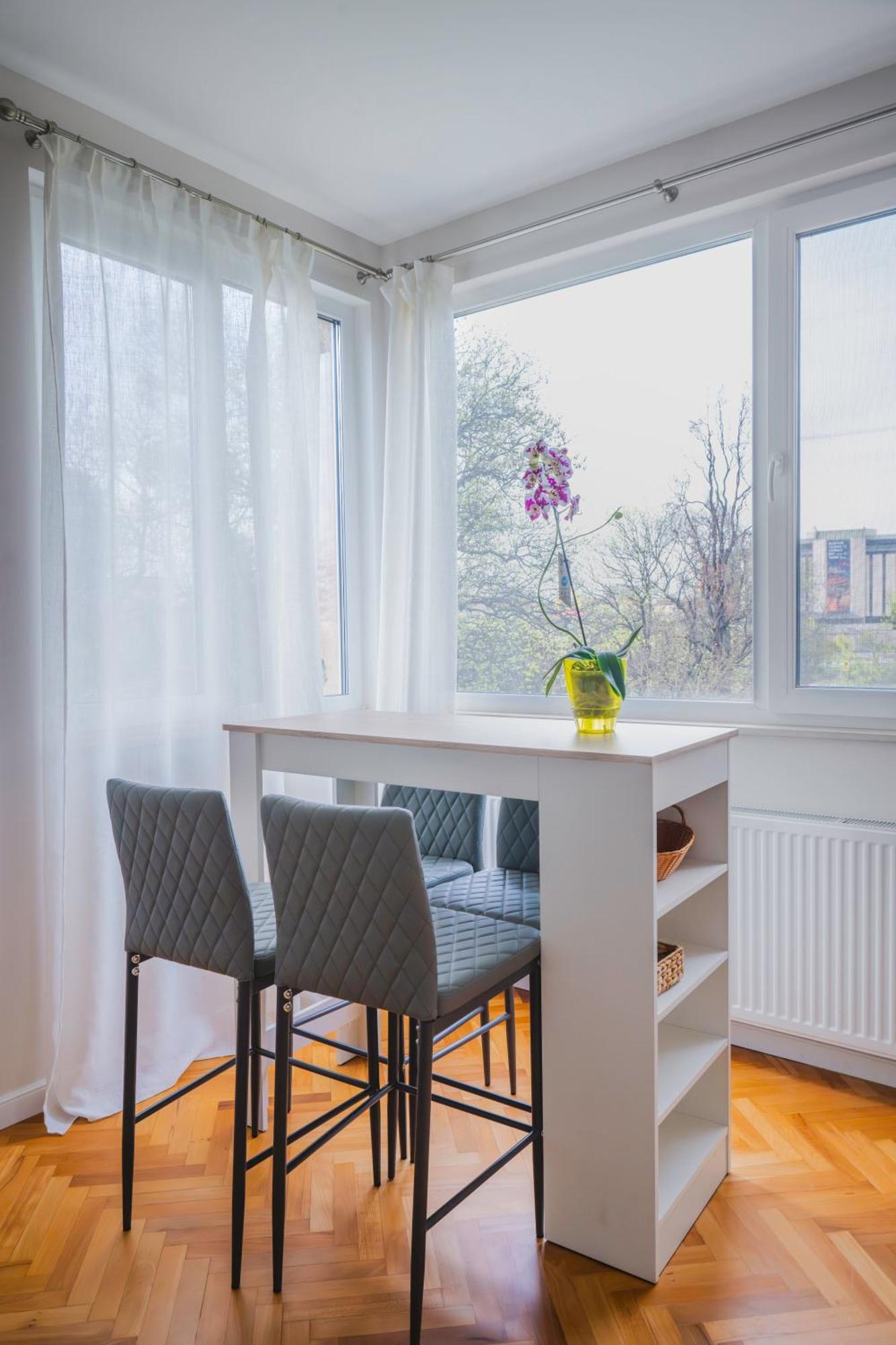 Appartement New With The View - 2bd Bright Flat Near Ndk *